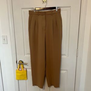 Aritzia The Effortless Pant™ Cropped